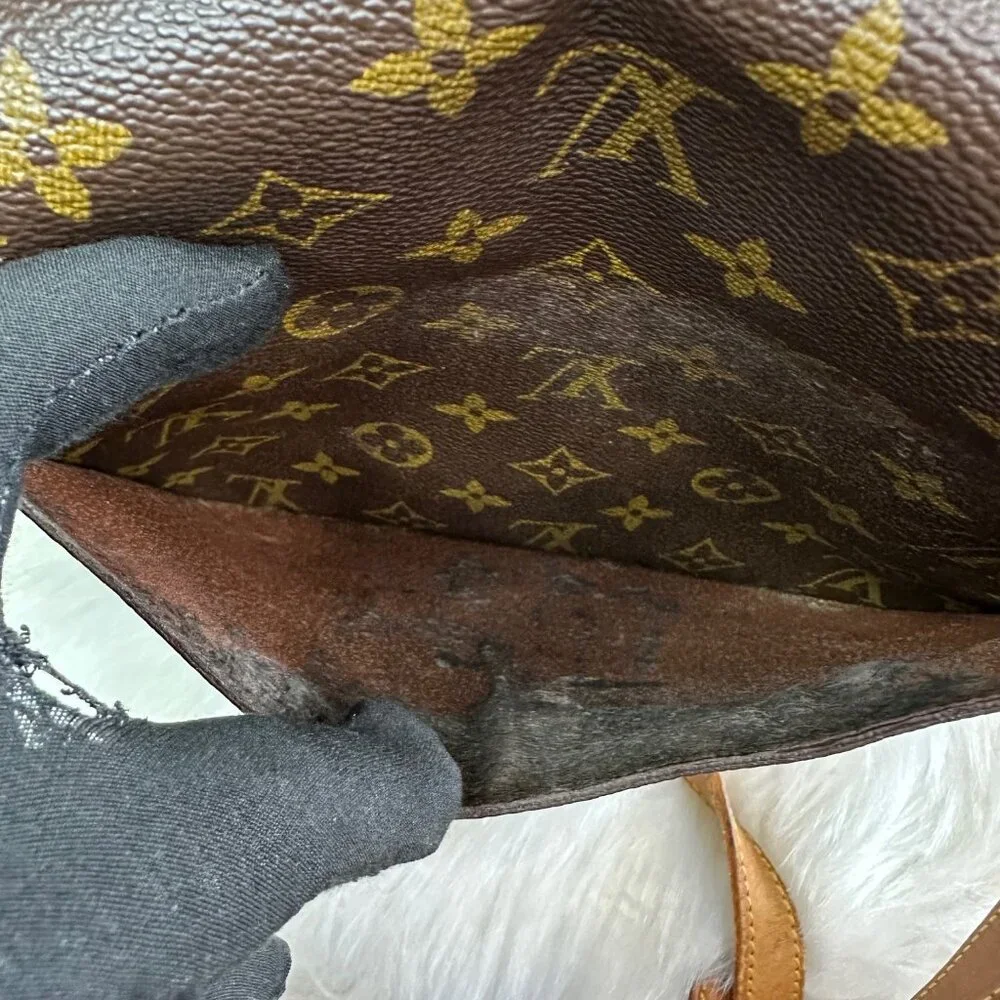❌SOLD❌Authentic Louis Vuitton Monogram Saint Cloud GM Crossbody Shoulder Bag - Picture 16 of 16